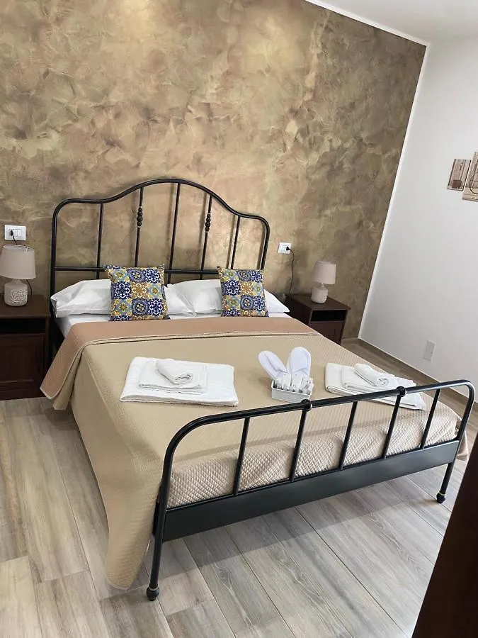 Maryam23 Bed & Breakfast Syracuse Italy