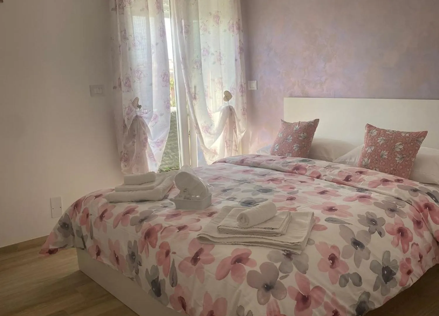 Maryam23 Bed & Breakfast Syracuse